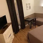 Отель Restaurant Le Gillois